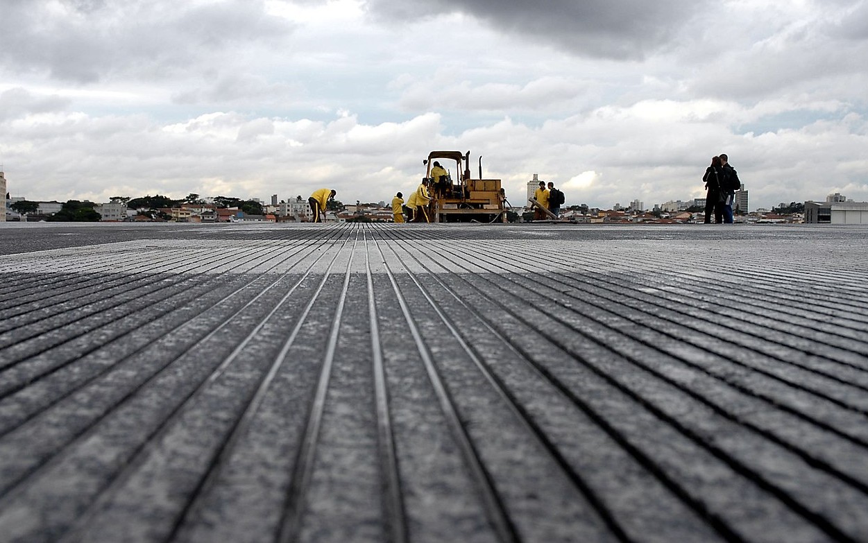 grooves in an asphalt runway